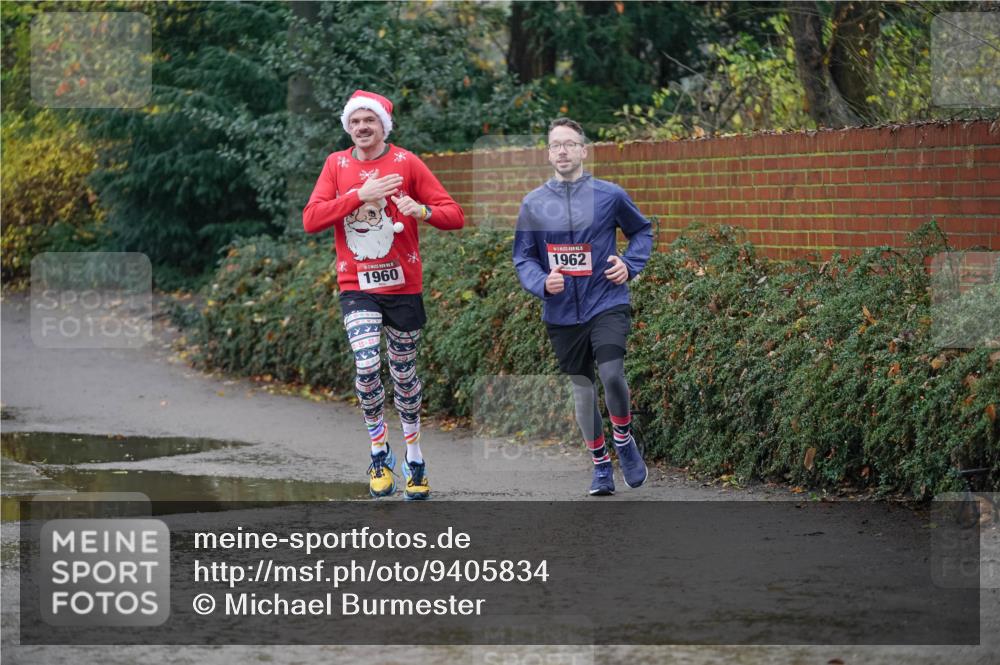 07.12.2025 - St. Pauli X-Mass-Run No. 15 Michael Burmester http://msf.ph/oto/9405834 07.12.2025 11:19:24 Laufen 1960, 1962 meine-sportfotos.de