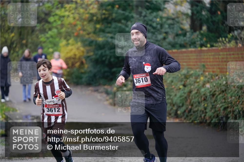 07.12.2025 - St. Pauli X-Mass-Run No. 15 Michael Burmester http://msf.ph/oto/9405857 07.12.2025 11:19:37 Laufen 15, 3612, 15, 3610 meine-sportfotos.de