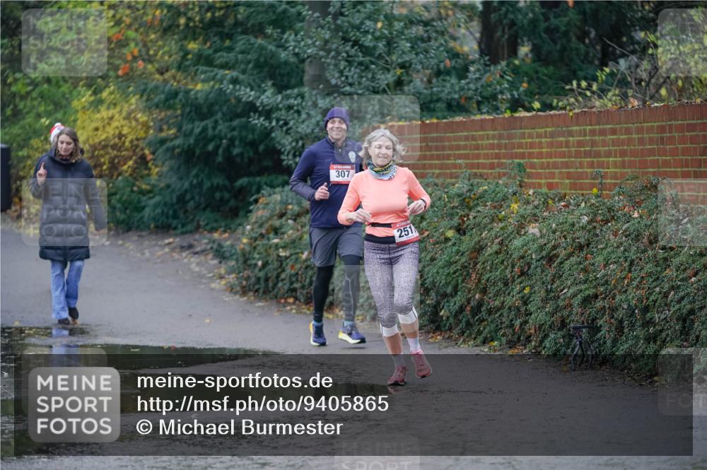 07.12.2025 - St. Pauli X-Mass-Run No. 15 Michael Burmester http://msf.ph/oto/9405865 07.12.2025 11:19:41 Laufen 307, 251 meine-sportfotos.de