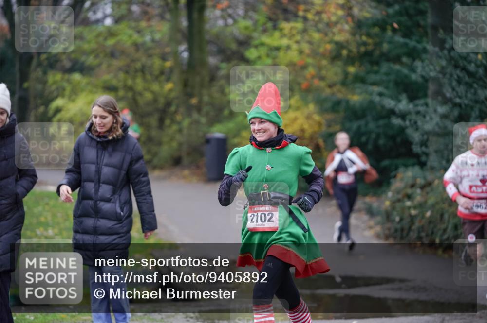 07.12.2025 - St. Pauli X-Mass-Run No. 15 Michael Burmester http://msf.ph/oto/9405892 07.12.2025 11:19:51 Laufen 15, 2102, 1962 meine-sportfotos.de