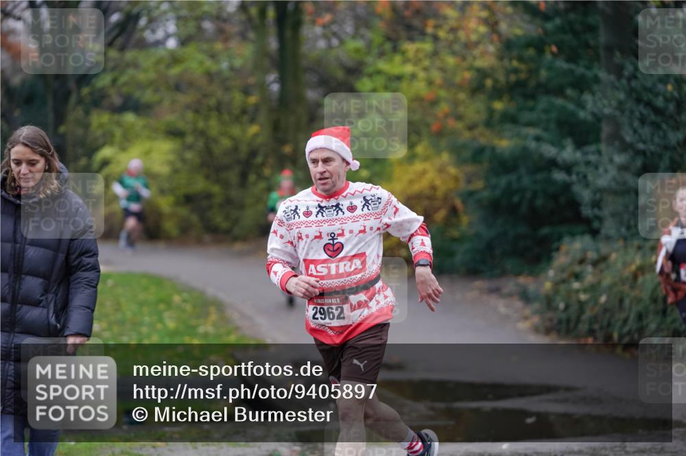 07.12.2025 - St. Pauli X-Mass-Run No. 15 Michael Burmester http://msf.ph/oto/9405897 07.12.2025 11:19:53 Laufen 15, 2962 meine-sportfotos.de
