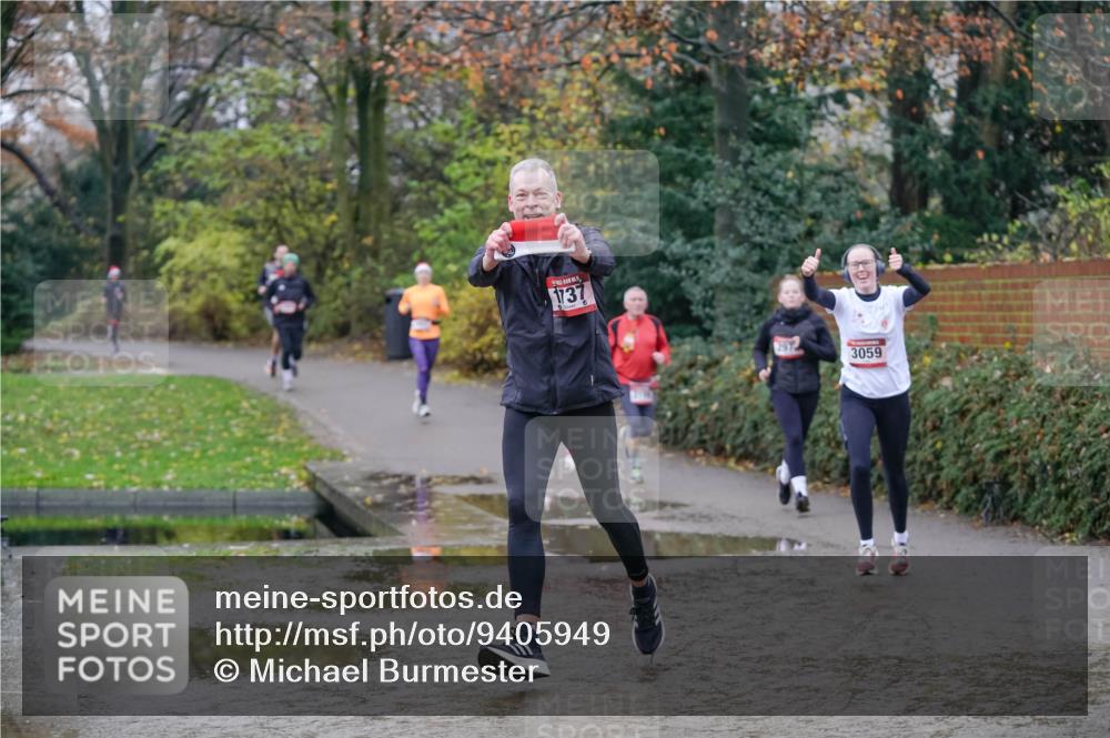 07.12.2025 - St. Pauli X-Mass-Run No. 15 Michael Burmester http://msf.ph/oto/9405949 07.12.2025 11:20:09 Laufen 1737, 297, 3059 meine-sportfotos.de