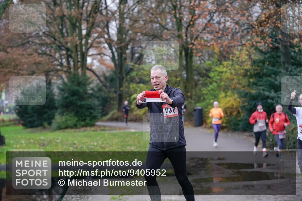 07.12.2025 - St. Pauli X-Mass-Run No. 15 Michael Burmester http://msf.ph/oto/9405952 07.12.2025 11:20:10 Laufen 1737 meine-sportfotos.de