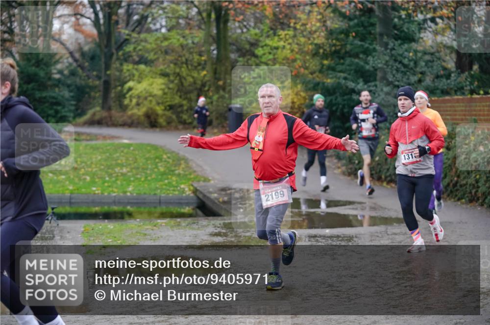 07.12.2025 - St. Pauli X-Mass-Run No. 15 Michael Burmester http://msf.ph/oto/9405971 07.12.2025 11:20:14 Laufen 2199, 131 meine-sportfotos.de