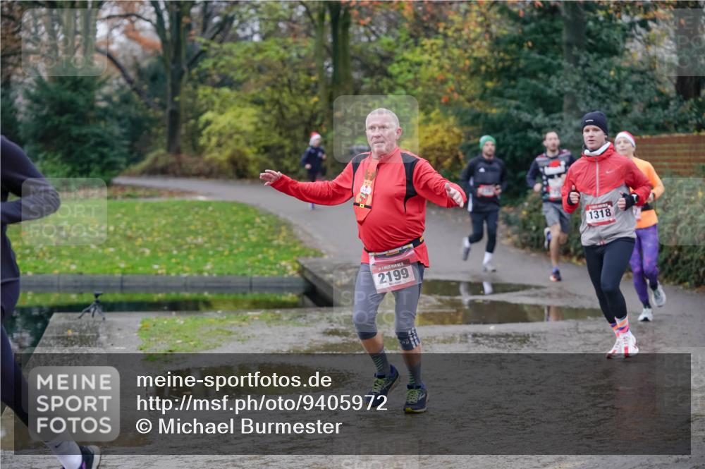 07.12.2025 - St. Pauli X-Mass-Run No. 15 Michael Burmester http://msf.ph/oto/9405972 07.12.2025 11:20:14 Laufen 5, 2199, 1318 meine-sportfotos.de
