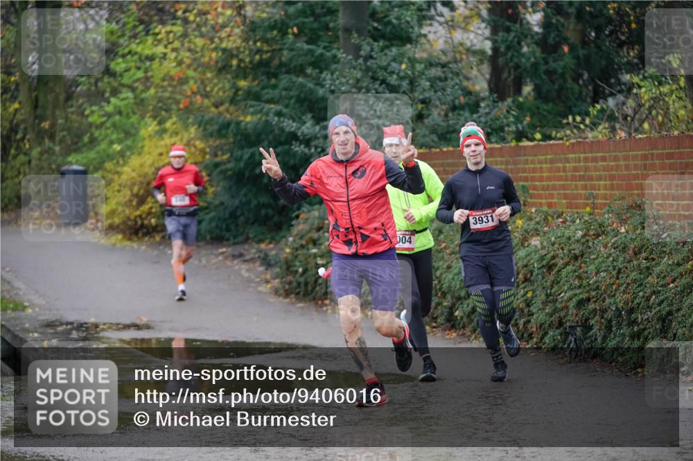 07.12.2025 - St. Pauli X-Mass-Run No. 15 Michael Burmester http://msf.ph/oto/9406016 07.12.2025 11:20:35 Laufen 004, 3931 meine-sportfotos.de