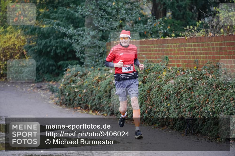 07.12.2025 - St. Pauli X-Mass-Run No. 15 Michael Burmester http://msf.ph/oto/9406024 07.12.2025 11:20:38 Laufen 14, 240 meine-sportfotos.de
