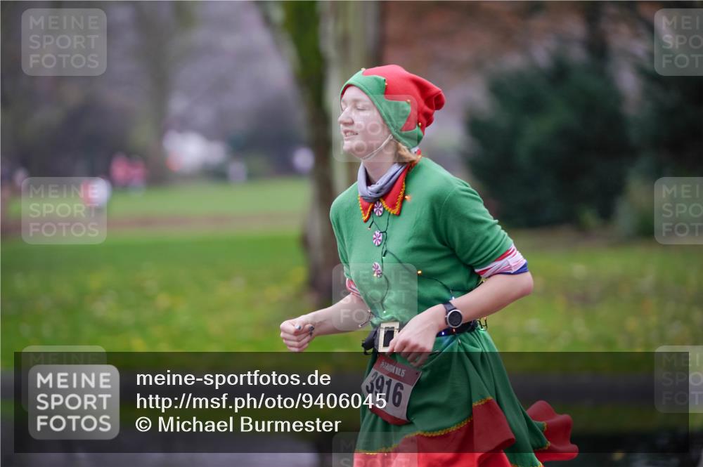 07.12.2025 - St. Pauli X-Mass-Run No. 15 Michael Burmester http://msf.ph/oto/9406045 07.12.2025 11:20:48 Laufen 15, 3916 meine-sportfotos.de