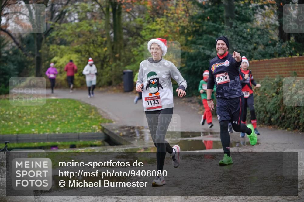 07.12.2025 - St. Pauli X-Mass-Run No. 15 Michael Burmester http://msf.ph/oto/9406080 07.12.2025 11:21:04 Laufen 5, 1133, 3578 meine-sportfotos.de