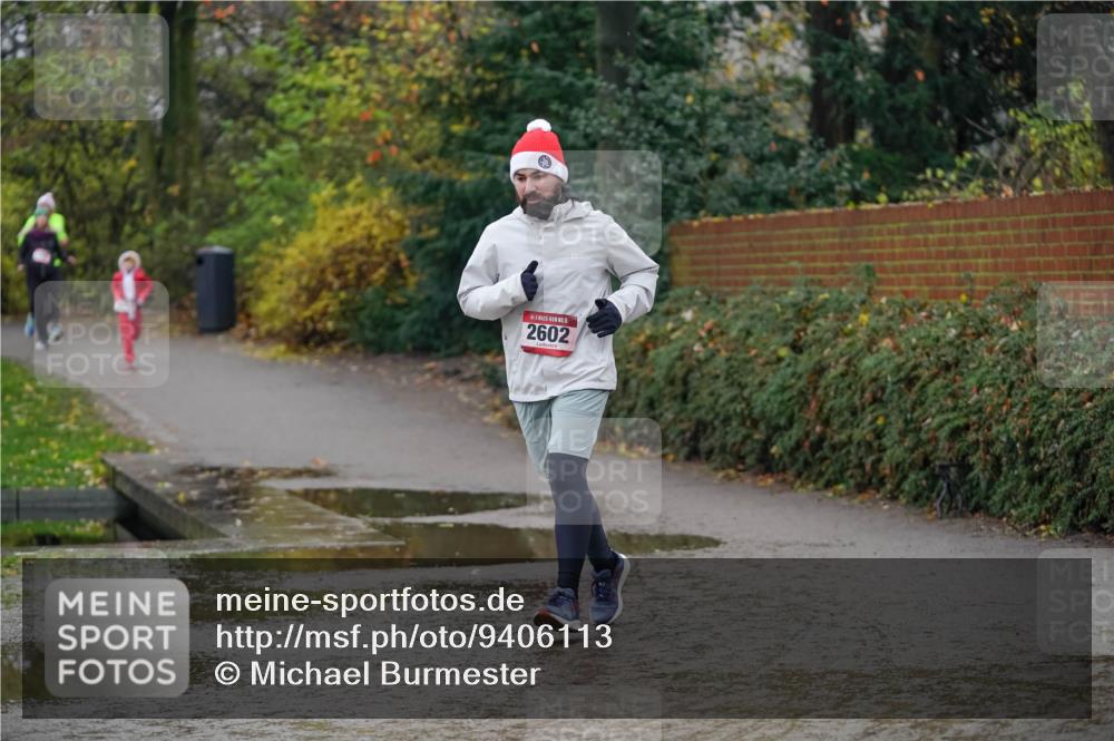 07.12.2025 - St. Pauli X-Mass-Run No. 15 Michael Burmester http://msf.ph/oto/9406113 07.12.2025 11:21:13 Laufen 15, 2602 meine-sportfotos.de