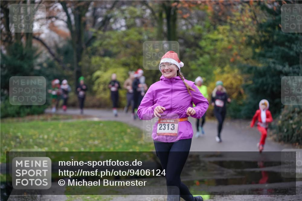 07.12.2025 - St. Pauli X-Mass-Run No. 15 Michael Burmester http://msf.ph/oto/9406124 07.12.2025 11:21:17 Laufen 15, 2313 meine-sportfotos.de