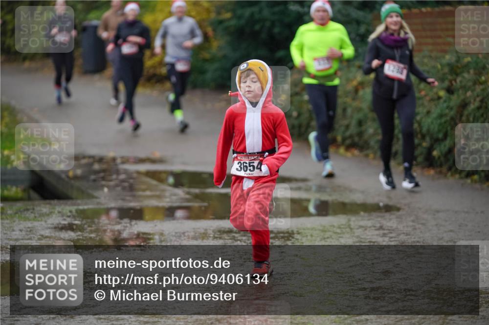 07.12.2025 - St. Pauli X-Mass-Run No. 15 Michael Burmester http://msf.ph/oto/9406134 07.12.2025 11:21:21 Laufen 3654 meine-sportfotos.de