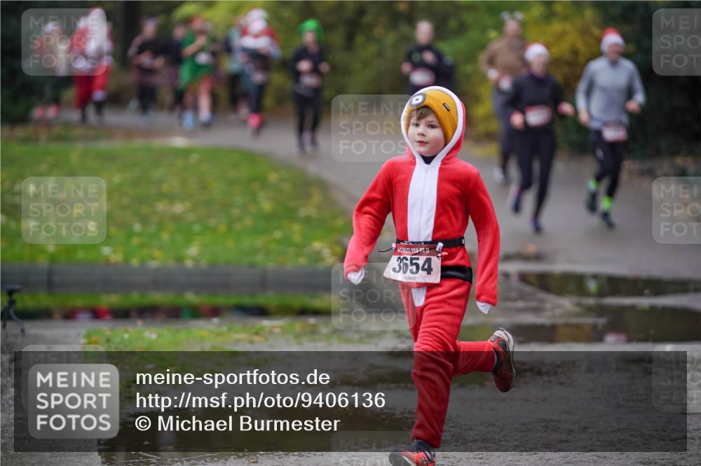 07.12.2025 - St. Pauli X-Mass-Run No. 15 Michael Burmester http://msf.ph/oto/9406136 07.12.2025 11:21:21 Laufen 15, 3654 meine-sportfotos.de