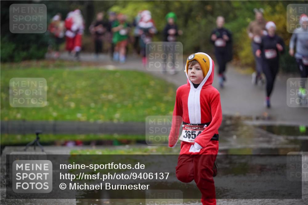 07.12.2025 - St. Pauli X-Mass-Run No. 15 Michael Burmester http://msf.ph/oto/9406137 07.12.2025 11:21:21 Laufen 15, 365 meine-sportfotos.de