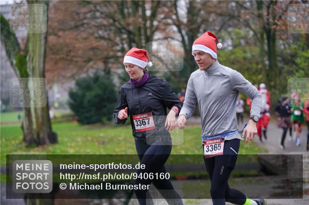 07.12.2025 - St. Pauli X-Mass-Run No. 15 Michael Burmester http://msf.ph/oto/9406160 07.12.2025 11:21:28 Laufen 15, 3367, 15, 3365, 2 meine-sportfotos.de