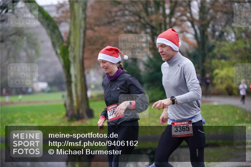 07.12.2025 - St. Pauli X-Mass-Run No. 15 Michael Burmester http://msf.ph/oto/9406162 07.12.2025 11:21:28 Laufen 336, 15, 3365 meine-sportfotos.de