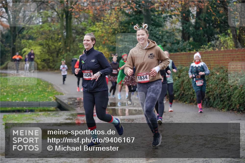 07.12.2025 - St. Pauli X-Mass-Run No. 15 Michael Burmester http://msf.ph/oto/9406167 07.12.2025 11:21:30 Laufen 1658, 15, 1834 meine-sportfotos.de