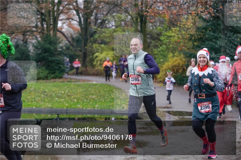 07.12.2025 - St. Pauli X-Mass-Run No. 15 Michael Burmester http://msf.ph/oto/9406178 07.12.2025 11:21:33 Laufen 2395, 15, 2396 meine-sportfotos.de