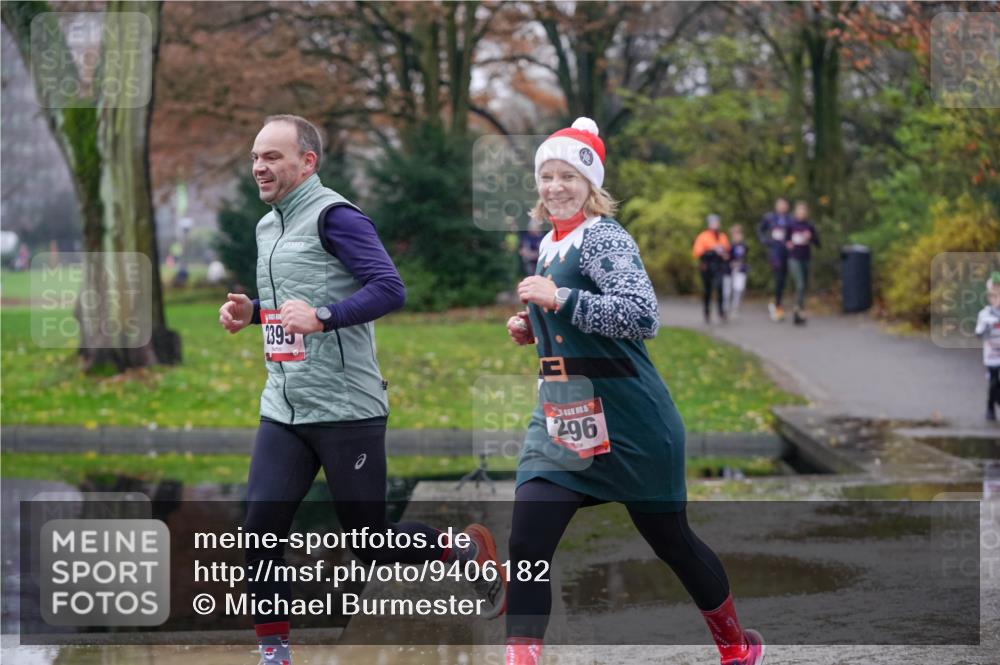 07.12.2025 - St. Pauli X-Mass-Run No. 15 Michael Burmester http://msf.ph/oto/9406182 07.12.2025 11:21:33 Laufen 2395, 5, 296 meine-sportfotos.de