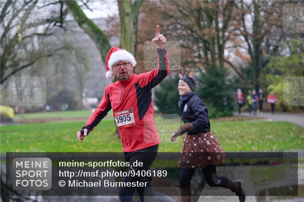 07.12.2025 - St. Pauli X-Mass-Run No. 15 Michael Burmester http://msf.ph/oto/9406189 07.12.2025 11:21:35 Laufen 5, 3905 meine-sportfotos.de