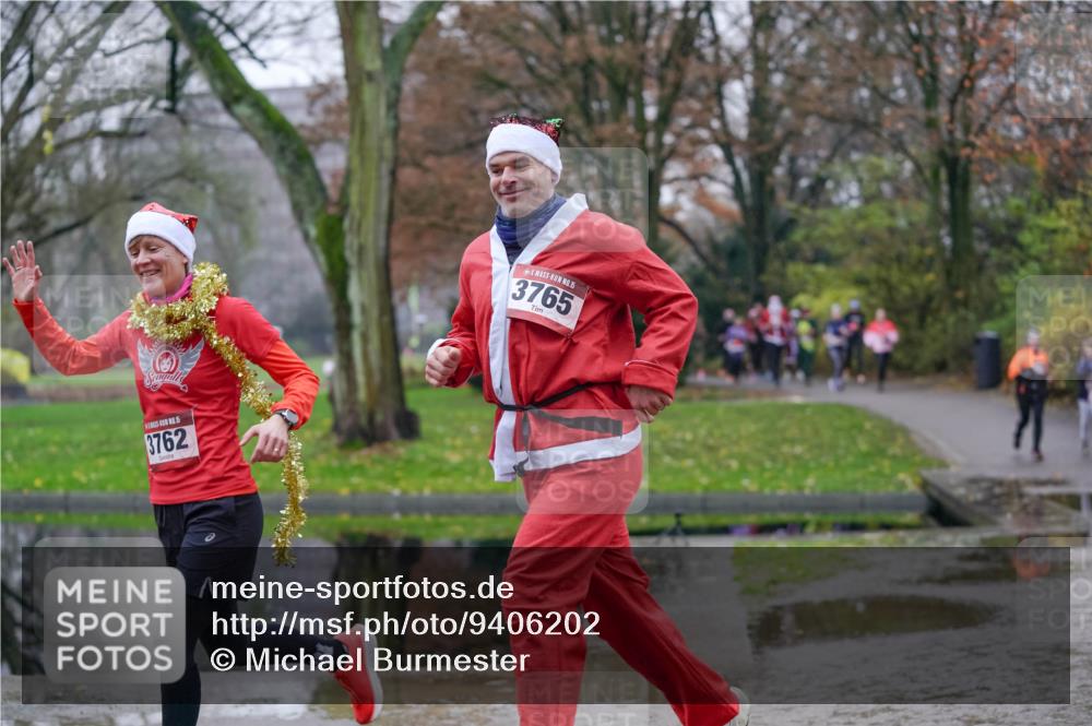 07.12.2025 - St. Pauli X-Mass-Run No. 15 Michael Burmester http://msf.ph/oto/9406202 07.12.2025 11:21:38 Laufen 15, 3762, 15, 3765 meine-sportfotos.de