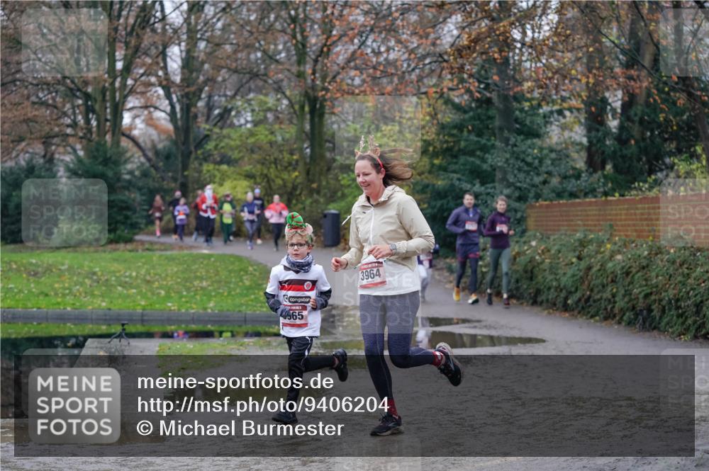 07.12.2025 - St. Pauli X-Mass-Run No. 15 Michael Burmester http://msf.ph/oto/9406204 07.12.2025 11:21:39 Laufen 565, 3964 meine-sportfotos.de