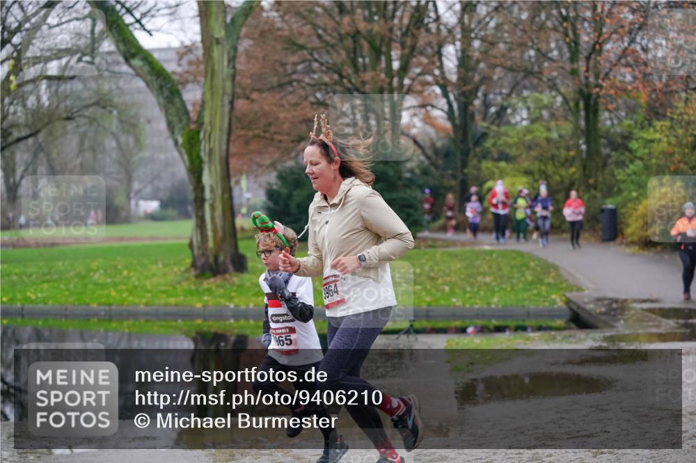 07.12.2025 - St. Pauli X-Mass-Run No. 15 Michael Burmester http://msf.ph/oto/9406210 07.12.2025 11:21:40 Laufen  meine-sportfotos.de