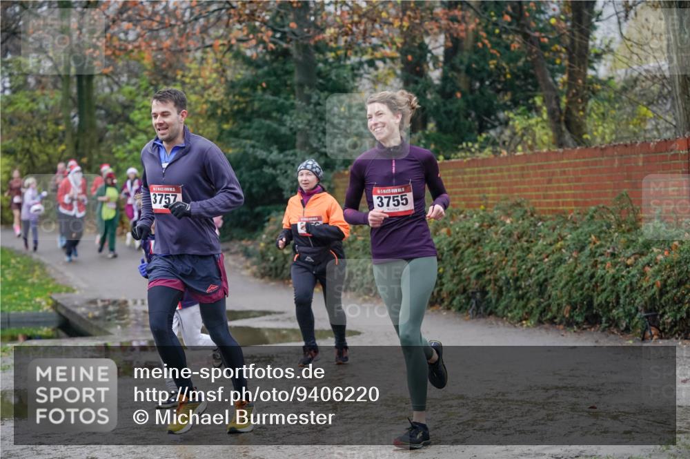 07.12.2025 - St. Pauli X-Mass-Run No. 15 Michael Burmester http://msf.ph/oto/9406220 07.12.2025 11:21:44 Laufen 22, 3757, 3755 meine-sportfotos.de