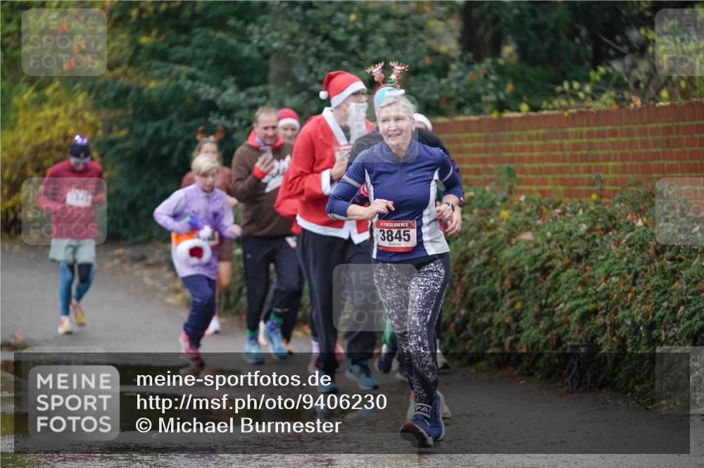 07.12.2025 - St. Pauli X-Mass-Run No. 15 Michael Burmester http://msf.ph/oto/9406230 07.12.2025 11:21:50 Laufen 1842, 15, 3845 meine-sportfotos.de