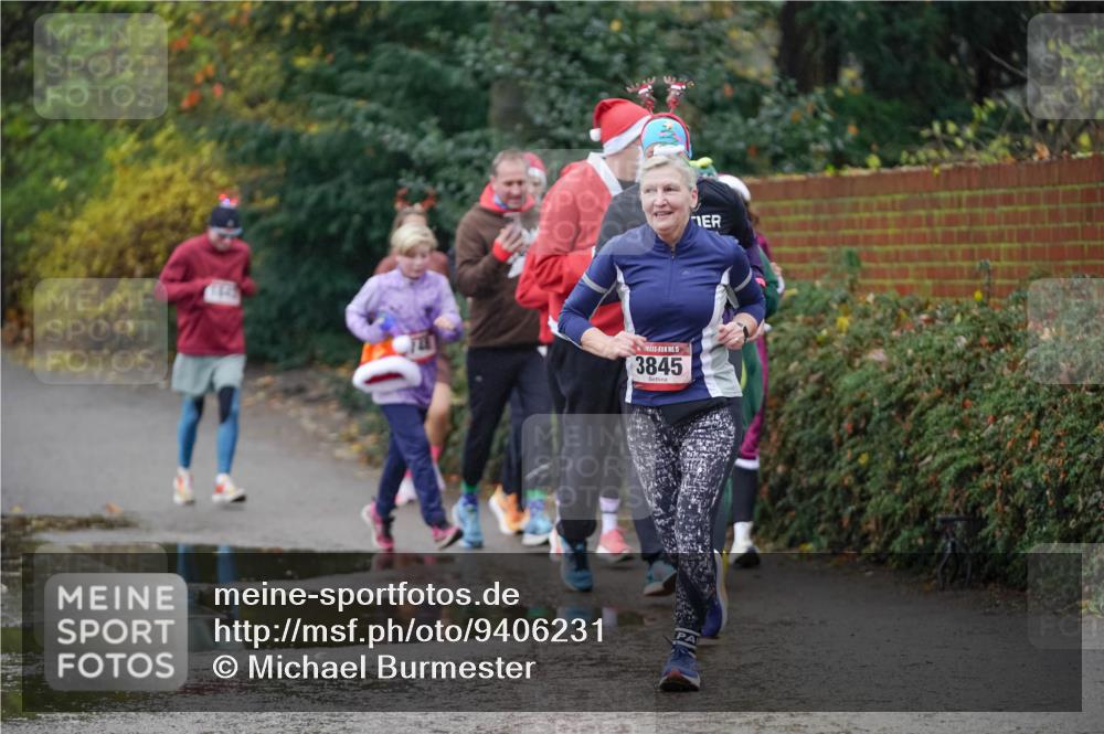 07.12.2025 - St. Pauli X-Mass-Run No. 15 Michael Burmester http://msf.ph/oto/9406231 07.12.2025 11:21:50 Laufen 15, 3845 meine-sportfotos.de