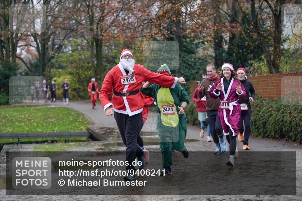 07.12.2025 - St. Pauli X-Mass-Run No. 15 Michael Burmester http://msf.ph/oto/9406241 07.12.2025 11:21:54 Laufen 2425, 2424, 2815, 561 meine-sportfotos.de