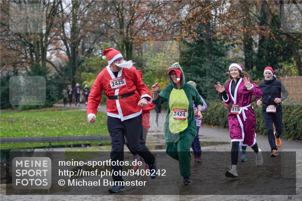 07.12.2025 - St. Pauli X-Mass-Run No. 15 Michael Burmester http://msf.ph/oto/9406242 07.12.2025 11:21:54 Laufen 15, 2425, 15, 2424, 815, 2561 meine-sportfotos.de