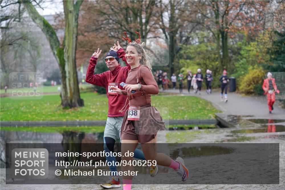 07.12.2025 - St. Pauli X-Mass-Run No. 15 Michael Burmester http://msf.ph/oto/9406259 07.12.2025 11:21:57 Laufen 15, 838 meine-sportfotos.de