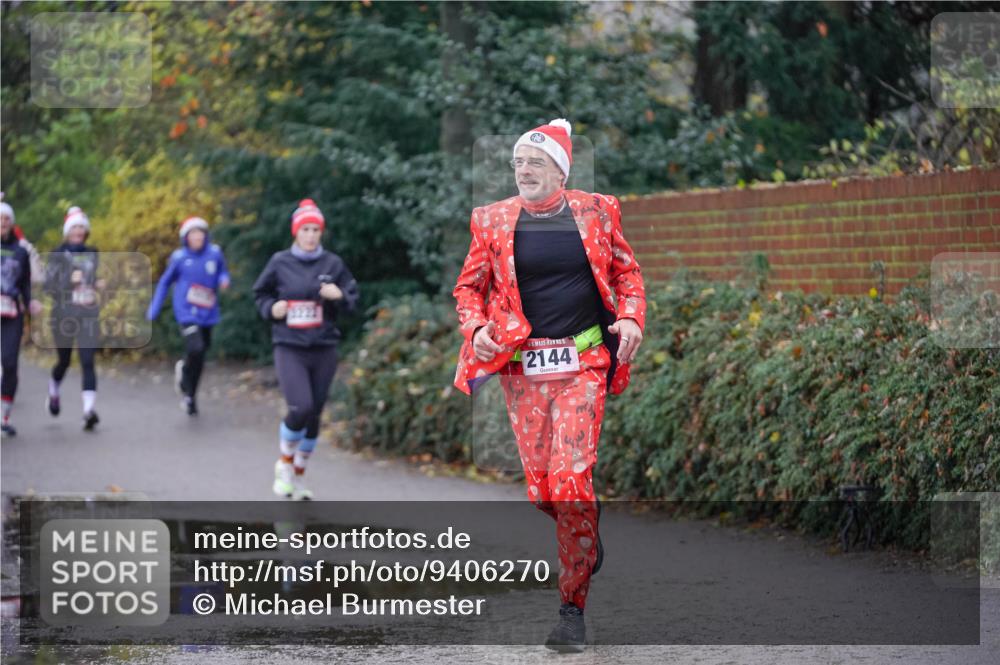 07.12.2025 - St. Pauli X-Mass-Run No. 15 Michael Burmester http://msf.ph/oto/9406270 07.12.2025 11:22:01 Laufen 2144 meine-sportfotos.de