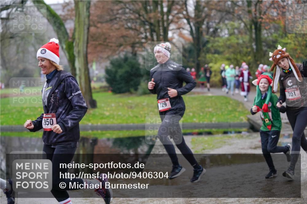 07.12.2025 - St. Pauli X-Mass-Run No. 15 Michael Burmester http://msf.ph/oto/9406304 07.12.2025 11:22:11 Laufen 5, 150, 729, 701 meine-sportfotos.de