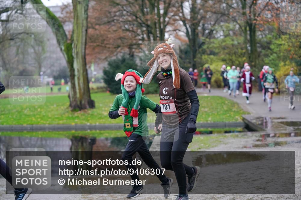 07.12.2025 - St. Pauli X-Mass-Run No. 15 Michael Burmester http://msf.ph/oto/9406307 07.12.2025 11:22:12 Laufen 15, 701 meine-sportfotos.de