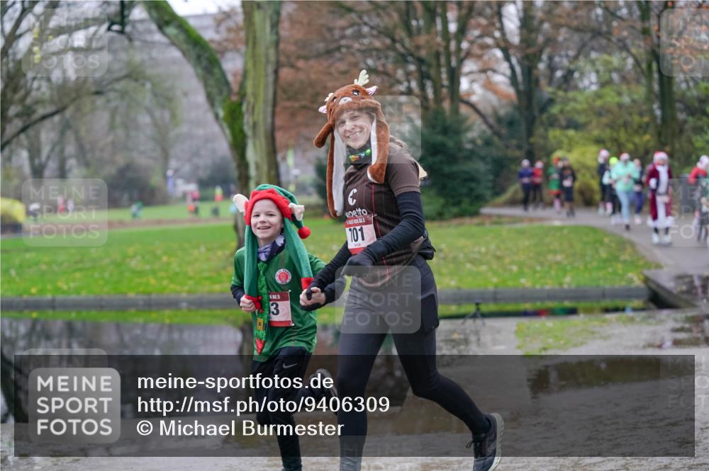 07.12.2025 - St. Pauli X-Mass-Run No. 15 Michael Burmester http://msf.ph/oto/9406309 07.12.2025 11:22:12 Laufen 15, 3, 101 meine-sportfotos.de