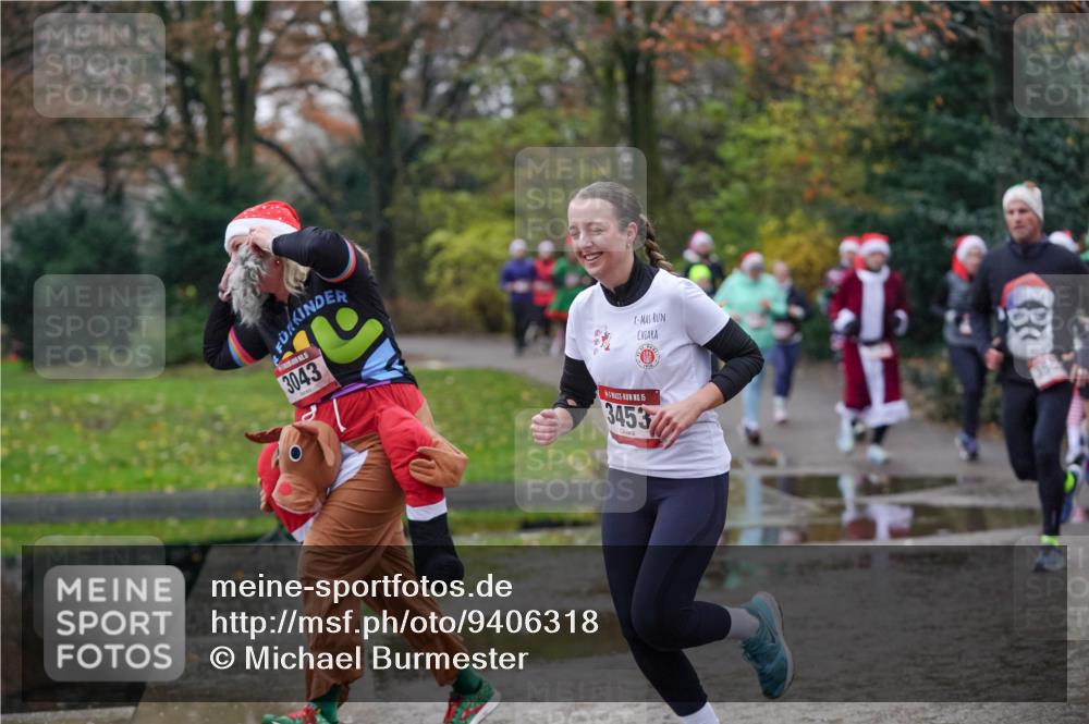 07.12.2025 - St. Pauli X-Mass-Run No. 15 Michael Burmester http://msf.ph/oto/9406318 07.12.2025 11:22:16 Laufen 3043, 15, 3453 meine-sportfotos.de
