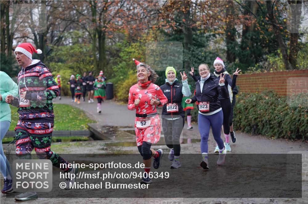 07.12.2025 - St. Pauli X-Mass-Run No. 15 Michael Burmester http://msf.ph/oto/9406349 07.12.2025 11:22:24 Laufen 3425, 3922, 3923, 52 meine-sportfotos.de