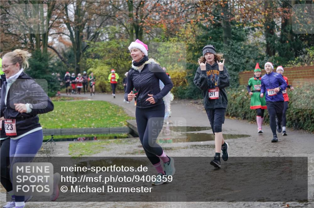 07.12.2025 - St. Pauli X-Mass-Run No. 15 Michael Burmester http://msf.ph/oto/9406359 07.12.2025 11:22:26 Laufen 923, 291, 2122, 727 meine-sportfotos.de