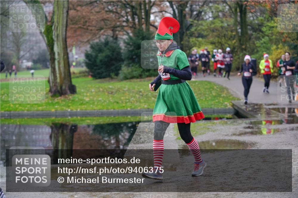 07.12.2025 - St. Pauli X-Mass-Run No. 15 Michael Burmester http://msf.ph/oto/9406375 07.12.2025 11:22:31 Laufen  meine-sportfotos.de