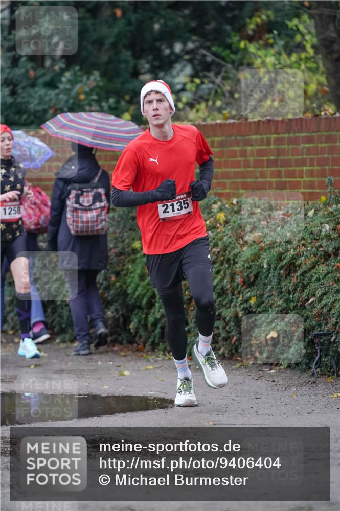 07.12.2025 - St. Pauli X-Mass-Run No. 15 Michael Burmester http://msf.ph/oto/9406404 07.12.2025 09:37:41 Laufen 1258, 15, 2135 meine-sportfotos.de