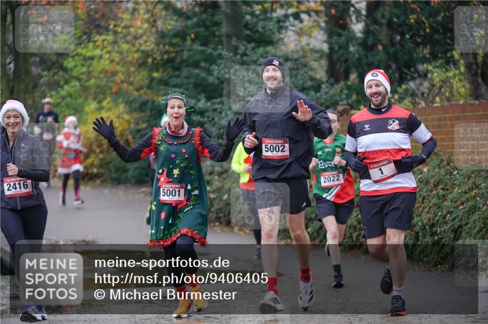 07.12.2025 - St. Pauli X-Mass-Run No. 15 Michael Burmester http://msf.ph/oto/9406405 07.12.2025 11:22:35 Laufen 2416, 5, 5001, 15, 5002, 2022 meine-sportfotos.de