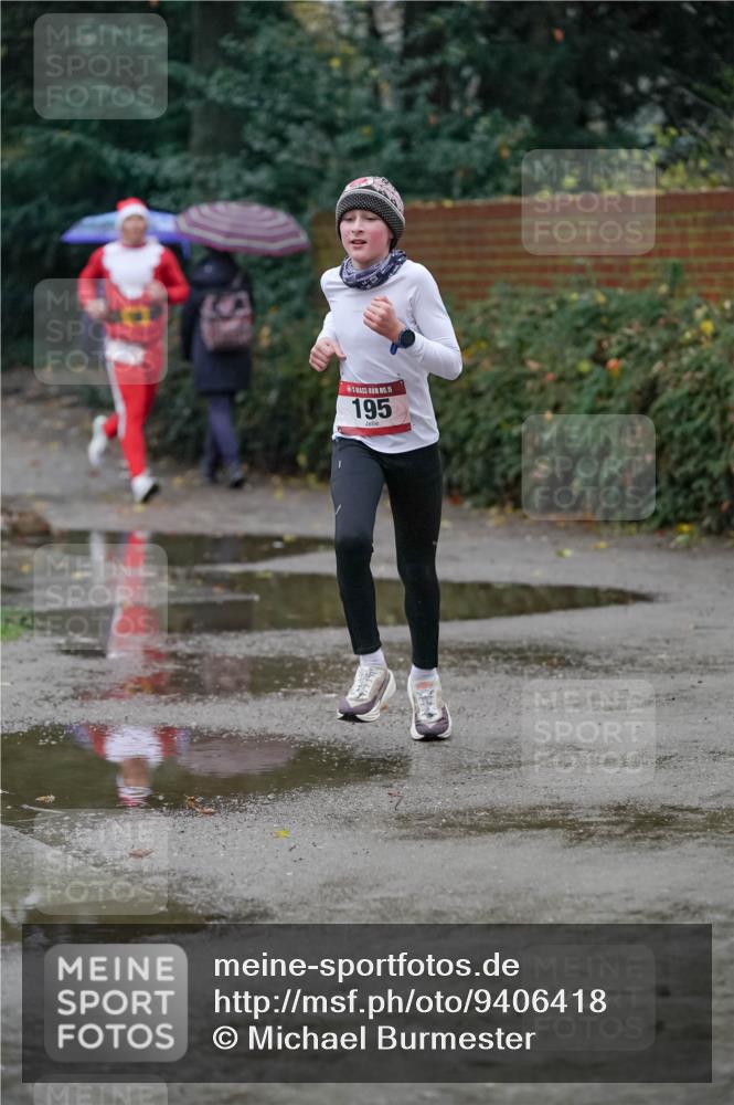 07.12.2025 - St. Pauli X-Mass-Run No. 15 Michael Burmester http://msf.ph/oto/9406418 07.12.2025 09:37:45 Laufen 15, 195 meine-sportfotos.de
