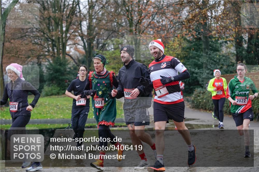 07.12.2025 - St. Pauli X-Mass-Run No. 15 Michael Burmester http://msf.ph/oto/9406419 07.12.2025 11:22:36 Laufen 2416, 2417, 5001, 500, 652, 2022 meine-sportfotos.de