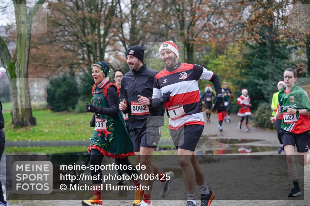 07.12.2025 - St. Pauli X-Mass-Run No. 15 Michael Burmester http://msf.ph/oto/9406425 07.12.2025 11:22:37 Laufen 001, 5002, 15, 1, 2022 meine-sportfotos.de