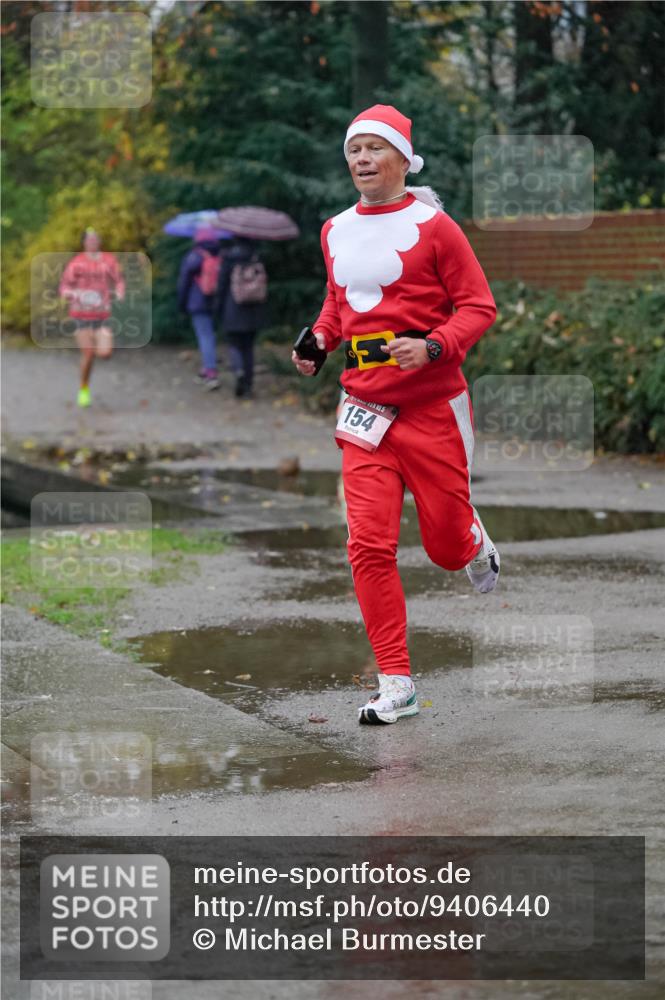 07.12.2025 - St. Pauli X-Mass-Run No. 15 Michael Burmester http://msf.ph/oto/9406440 07.12.2025 09:37:49 Laufen 154 meine-sportfotos.de