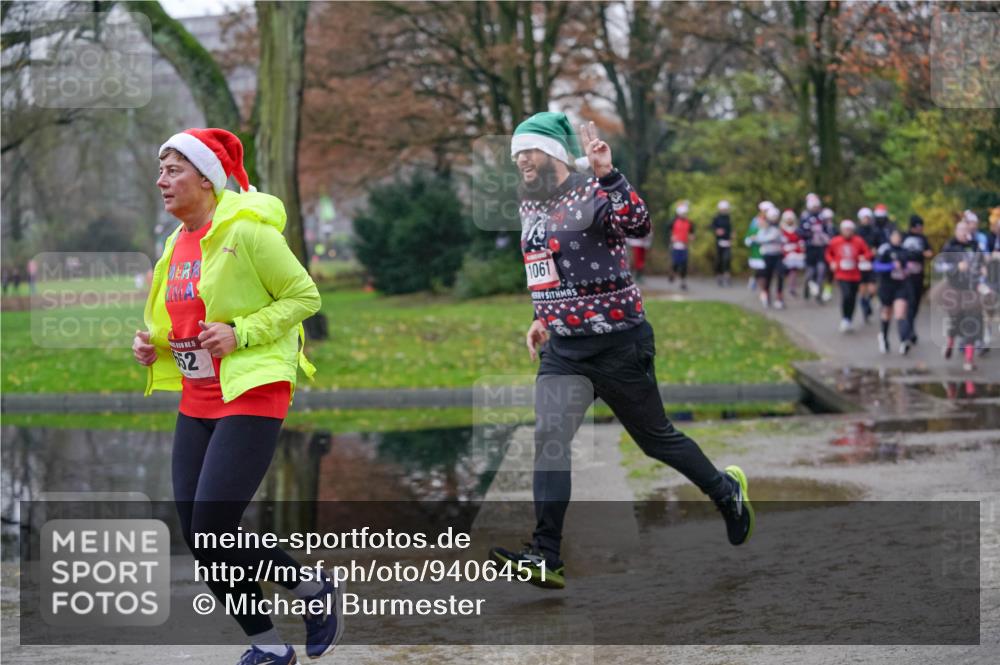 07.12.2025 - St. Pauli X-Mass-Run No. 15 Michael Burmester http://msf.ph/oto/9406451 07.12.2025 11:22:40 Laufen 1061, 15, 652 meine-sportfotos.de