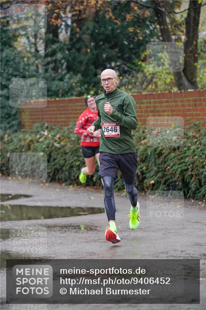 07.12.2025 - St. Pauli X-Mass-Run No. 15 Michael Burmester http://msf.ph/oto/9406452 07.12.2025 09:37:52 Laufen 15, 2646 meine-sportfotos.de