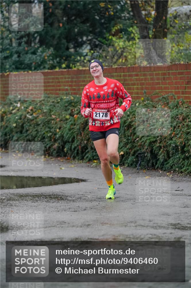 07.12.2025 - St. Pauli X-Mass-Run No. 15 Michael Burmester http://msf.ph/oto/9406460 07.12.2025 09:37:53 Laufen 2178 meine-sportfotos.de